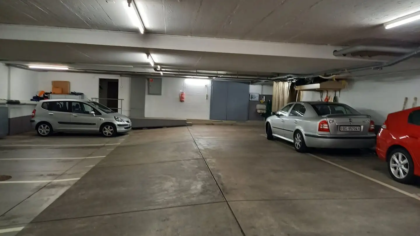 Tiefgaragenstellplatz mieten - Oetlingerstrasse 189, 4057 Basel