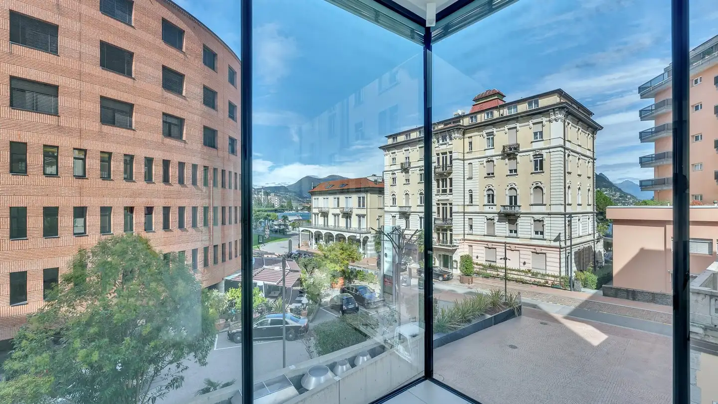 Bürofläche kaufen - Riva Paradiso, 6900 Paradiso - Foto 2