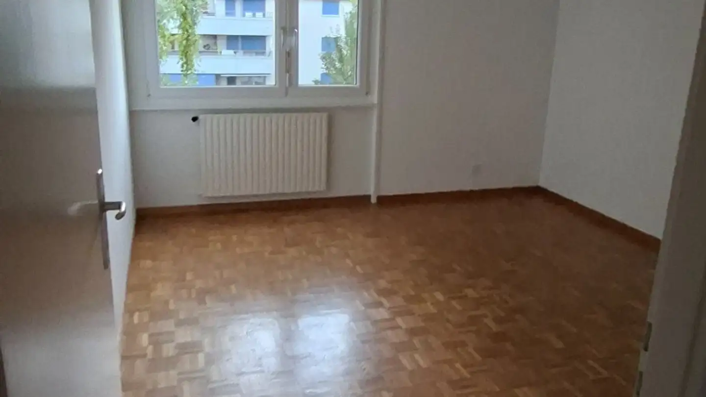 Apartment for rent - 1147 Montricher - Photo 3