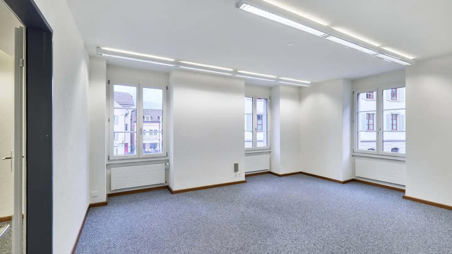 Spazio ufficio in affitto - Rathausplatz 5, 6460 Altdorf UR - Photo 2