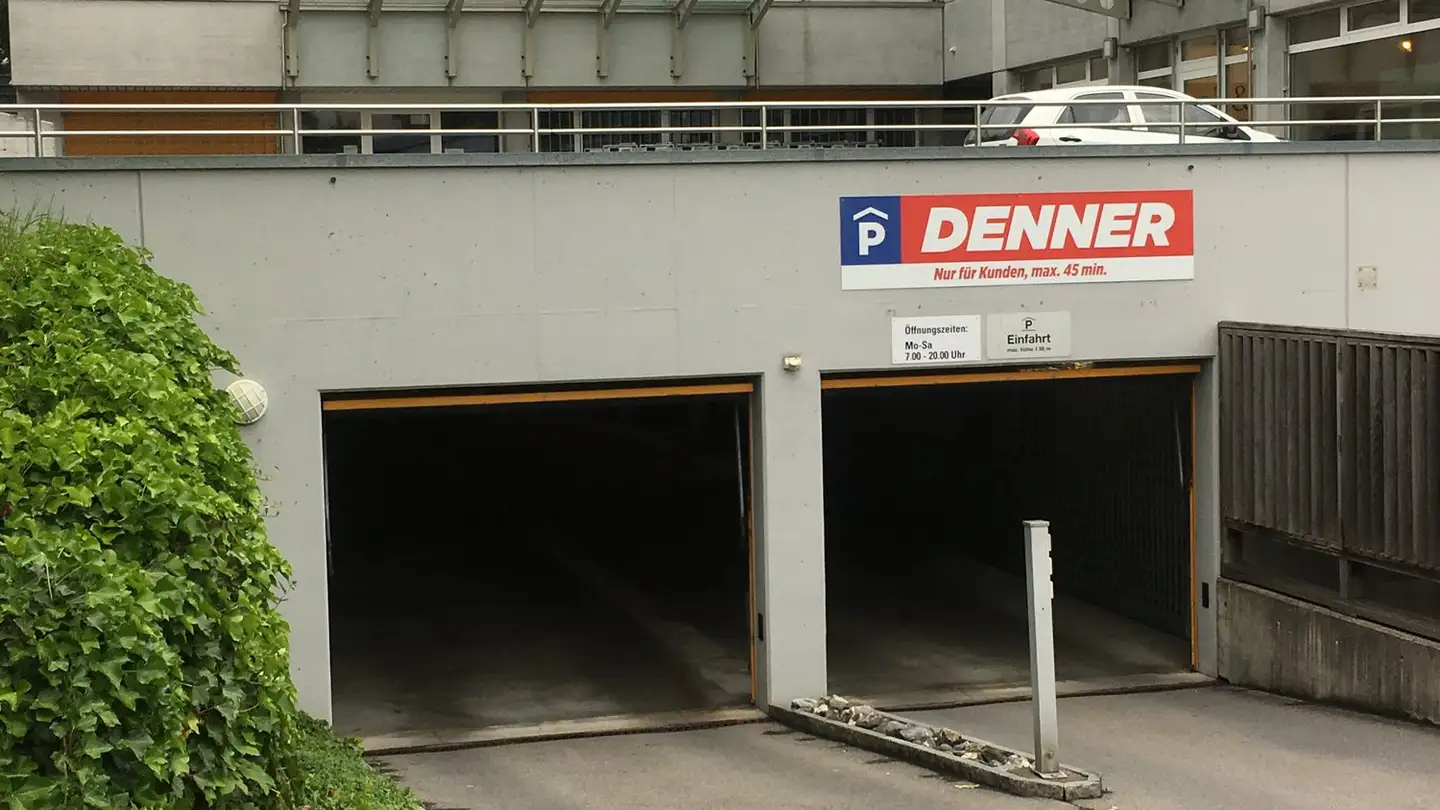 Underground parking space for rent - Wächlenstrasse 1, 8832 Wollerau