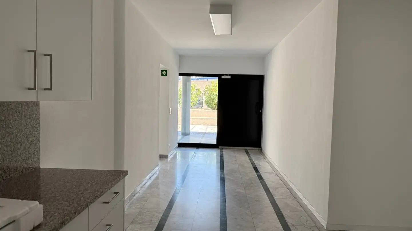 Bürofläche mieten - In Tirada 1, 6528 Camorino - Foto 4