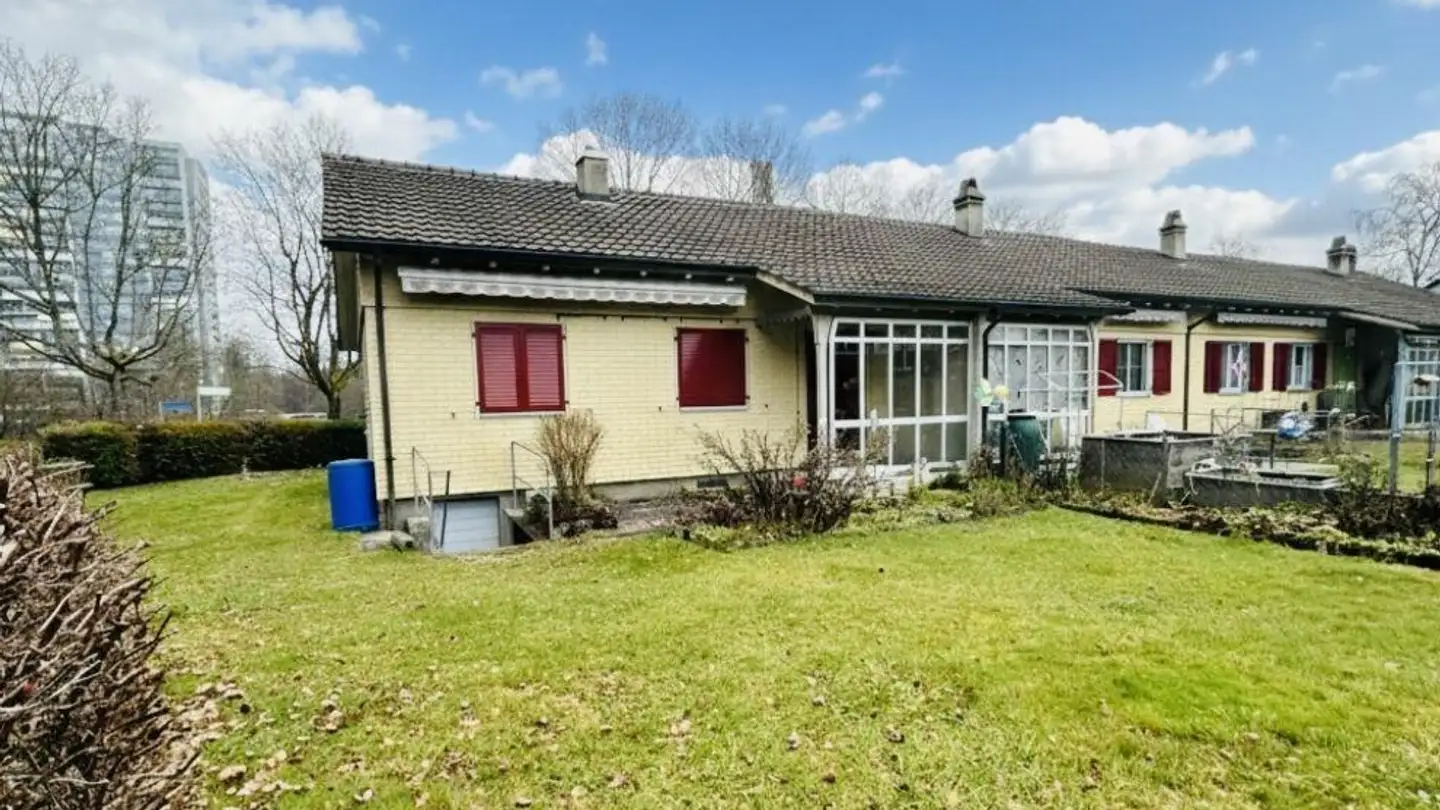 Row house for sale - 3027 Bern - Photo 2