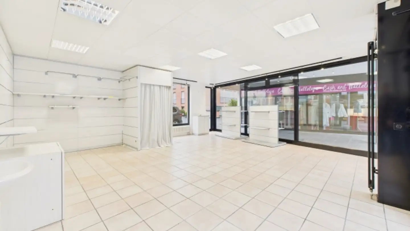 Magasin à vendre - 6612 Ascona