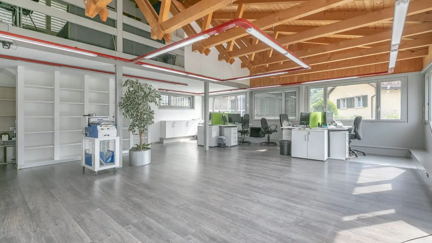 Spazio ufficio in vendita - Sonnenhügelstrasse 11, 8750 Glarus