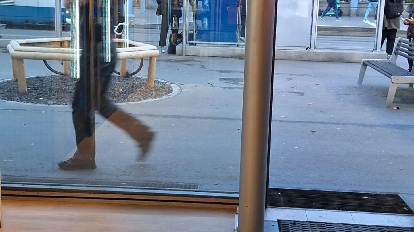 Magasin à louer - 8003 Zürich - Photo 2