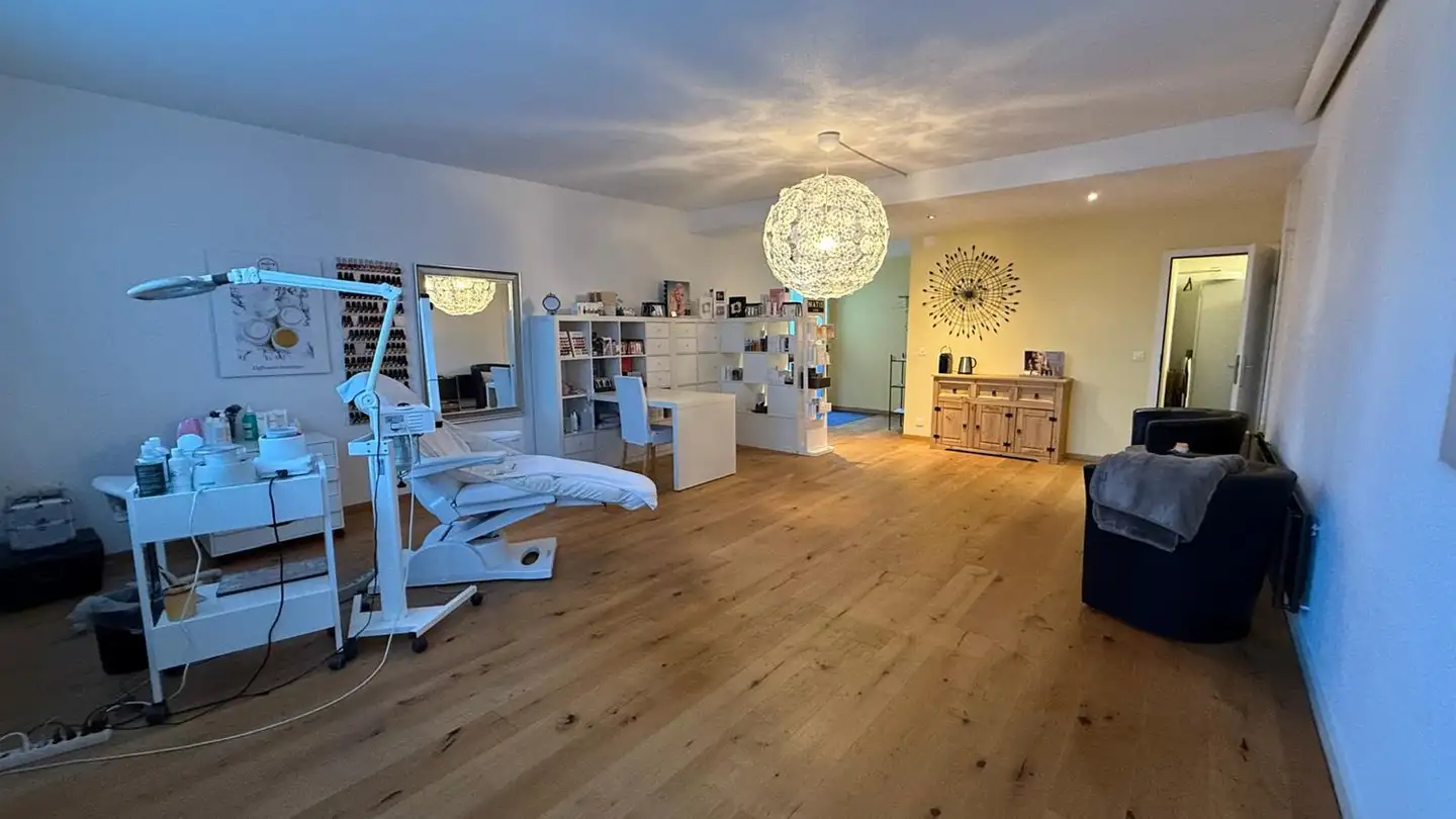 Bürofläche mieten - Dorfstrasse 2, 3123 Belp - Foto 2