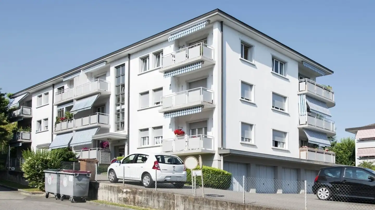 Outdoor parking space for rent - Chemin De Somais 22, 1009 Pully