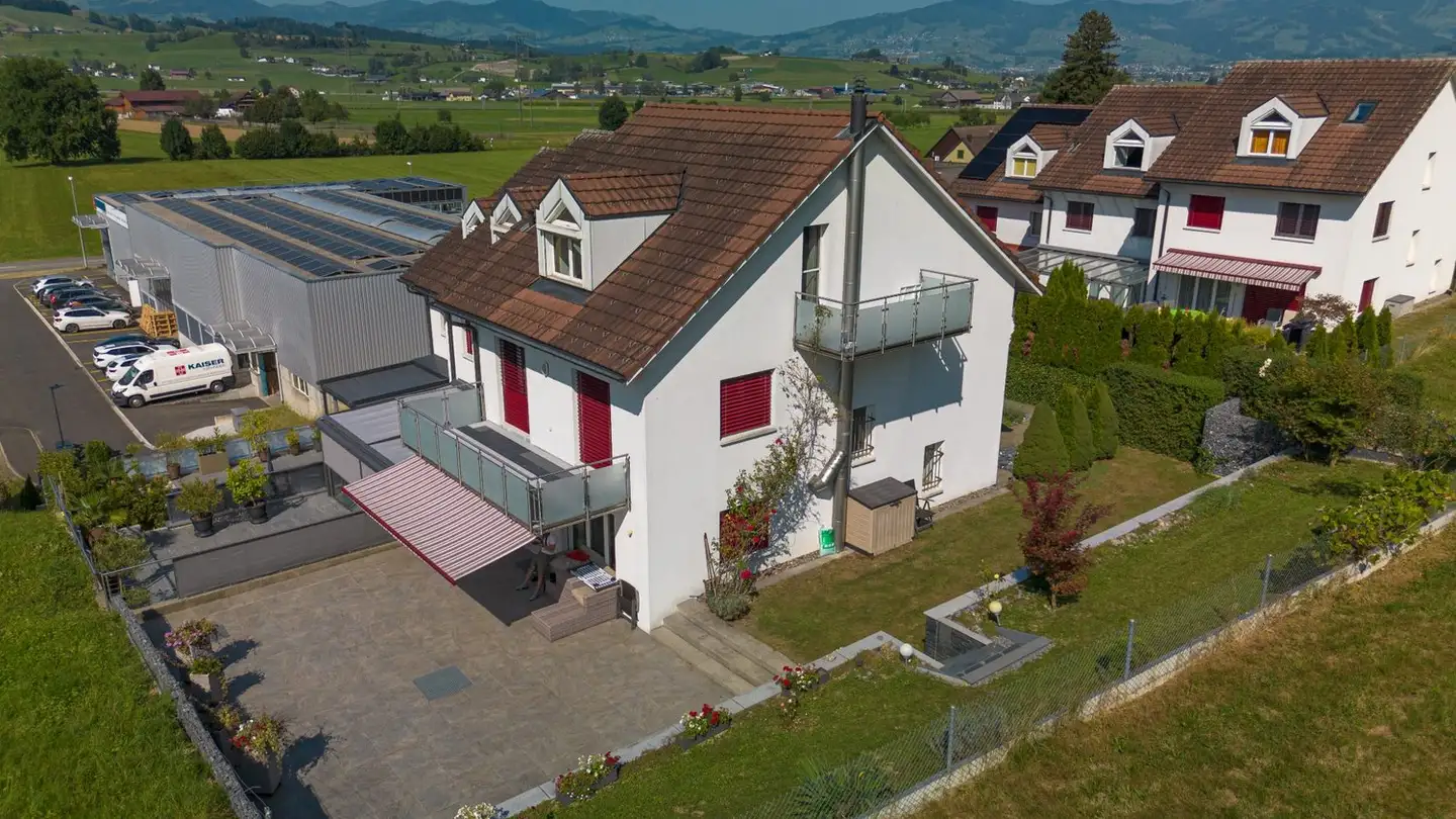 Casa singola in vendita - Oberhöflistrasse 12, 8862 Schübelbach