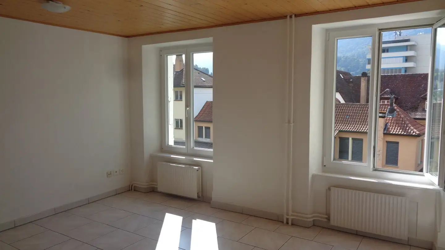 Wohnung mieten - Rue De La Condemine 1, 2740 Moutier - Foto 2