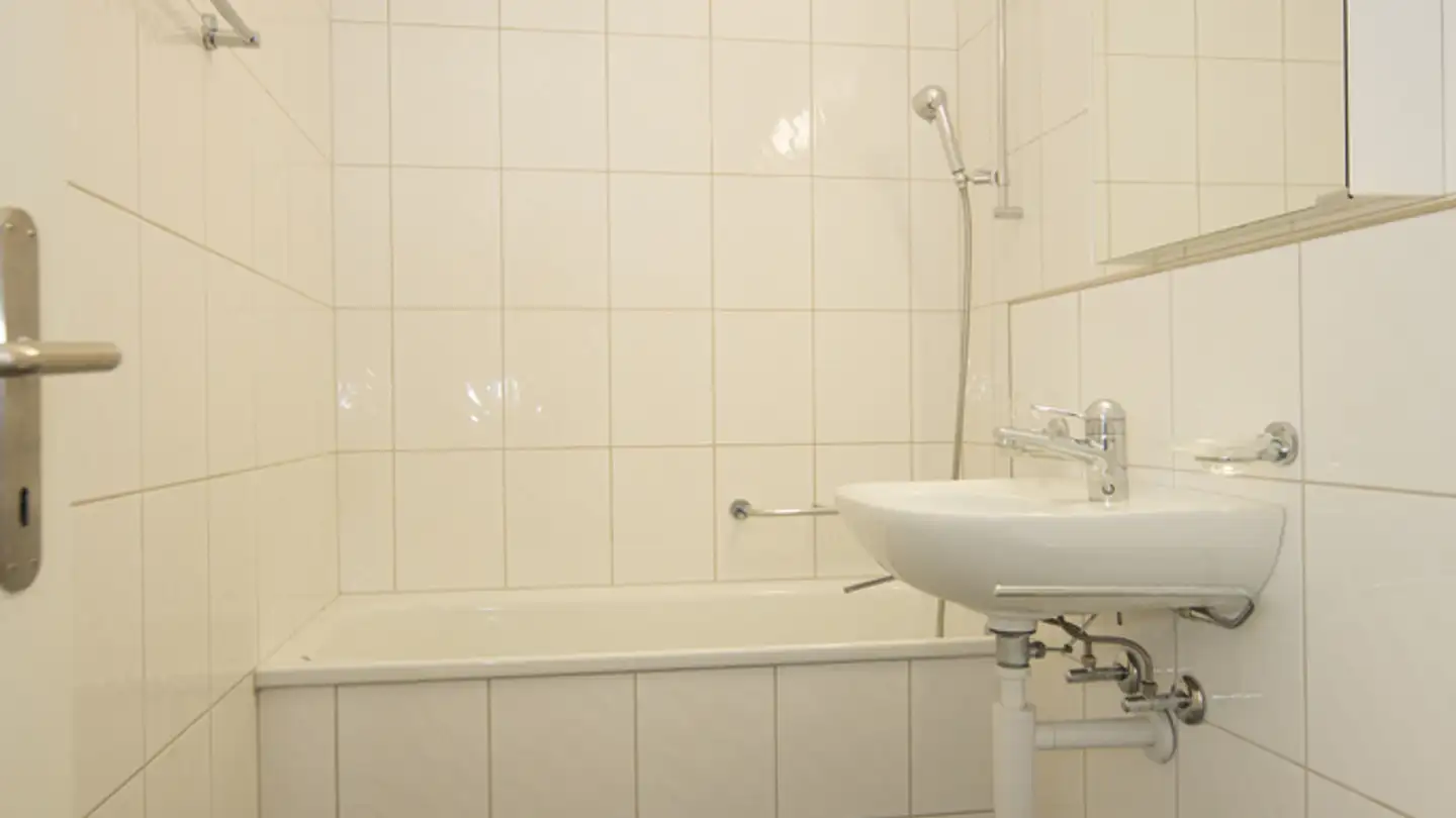 Apartment for rent - Rue De Gottstatt / Gottstattstrasse 70, 2504 Biel/Bienne - Photo 4