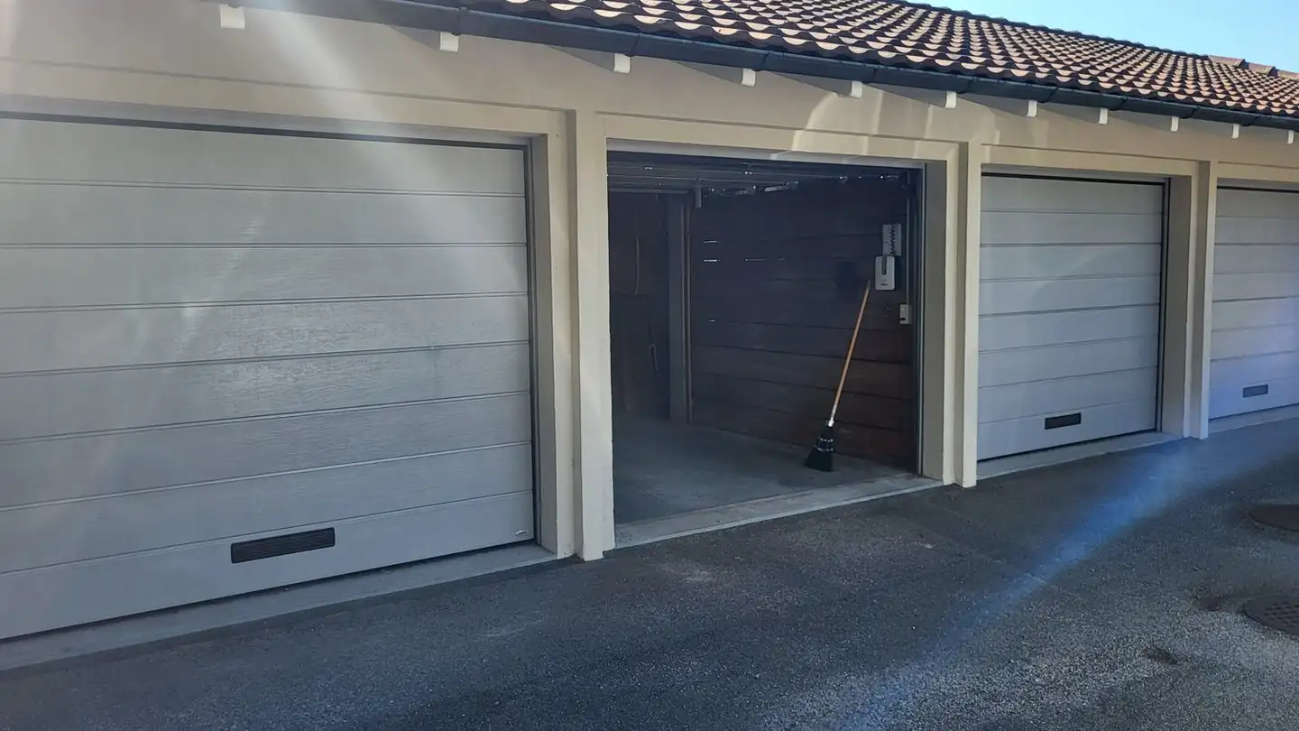 Single garage for rent - Obere Rebbergstrasse 8, 4800 Zofingen