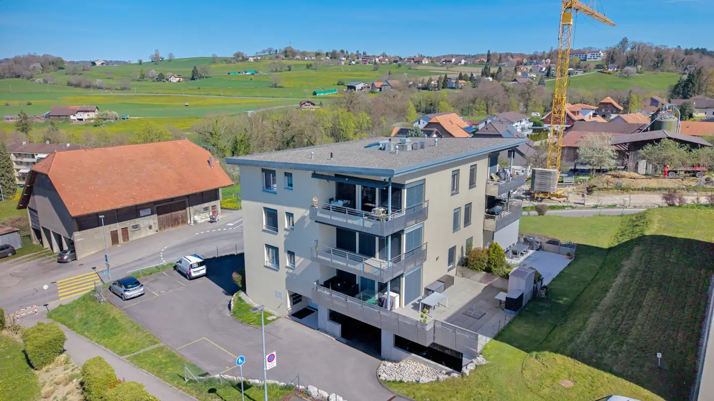 Apartment for sale - Impasse Côte-Des-Esserts 14, 1774 Cousset