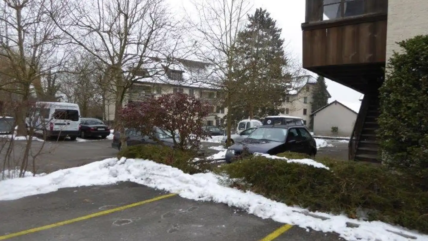 Outdoor parking space for rent - Gösgerstrasse 1, 5015 Erlinsbach SO