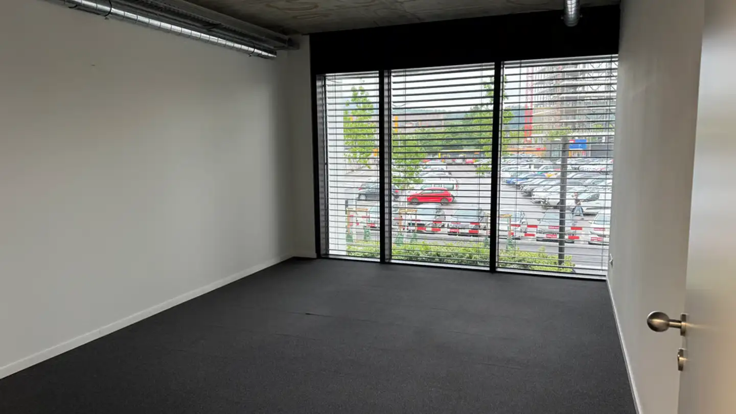 Office space for rent - Hofackerstrasse 40, 4132 Muttenz - Photo 2