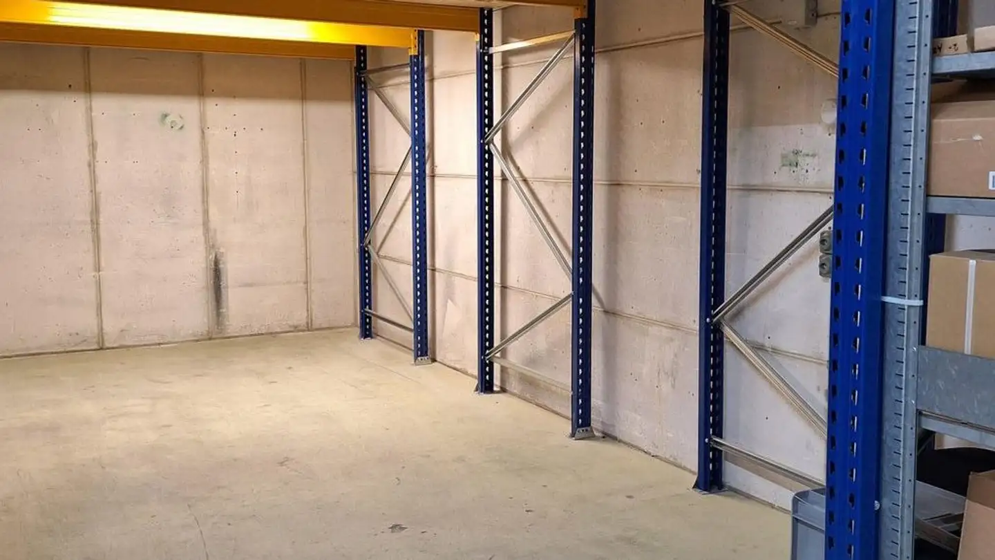 Spazio di archiviazione in affitto - Ruchstuckstrasse 17, 8306 Brüttisellen - Photo 2