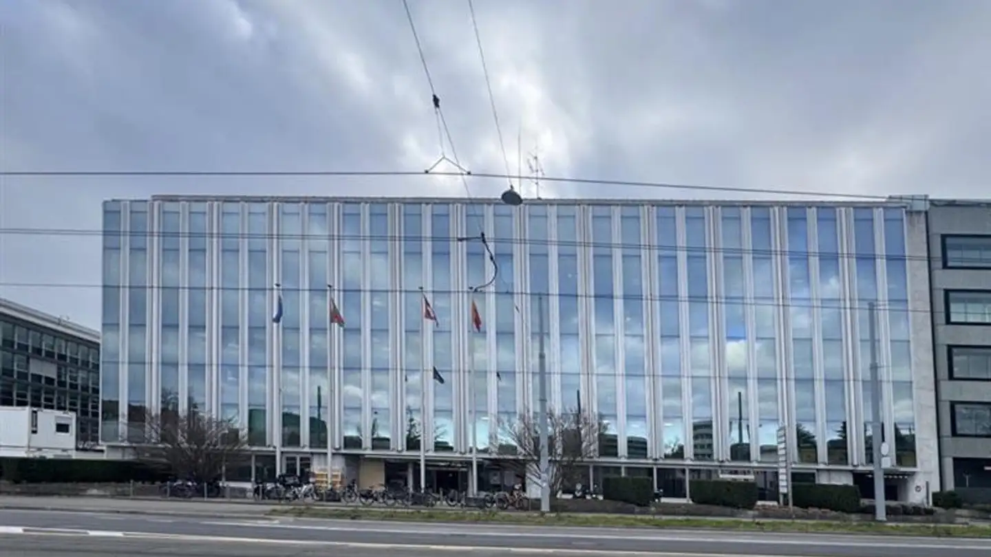 Bürofläche mieten - Route Des Acacias 48, 1227 Carouge GE