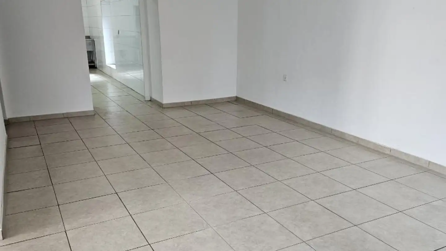 Mixed-use building for rent - Rue Du Lac 2, 2014 Bôle - Photo 2