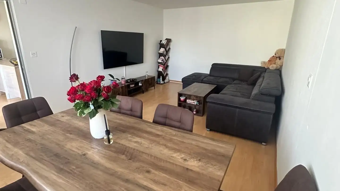 Wohnung mieten - Rotbaldstrasse 2, 9532 Rickenbach b. Wil