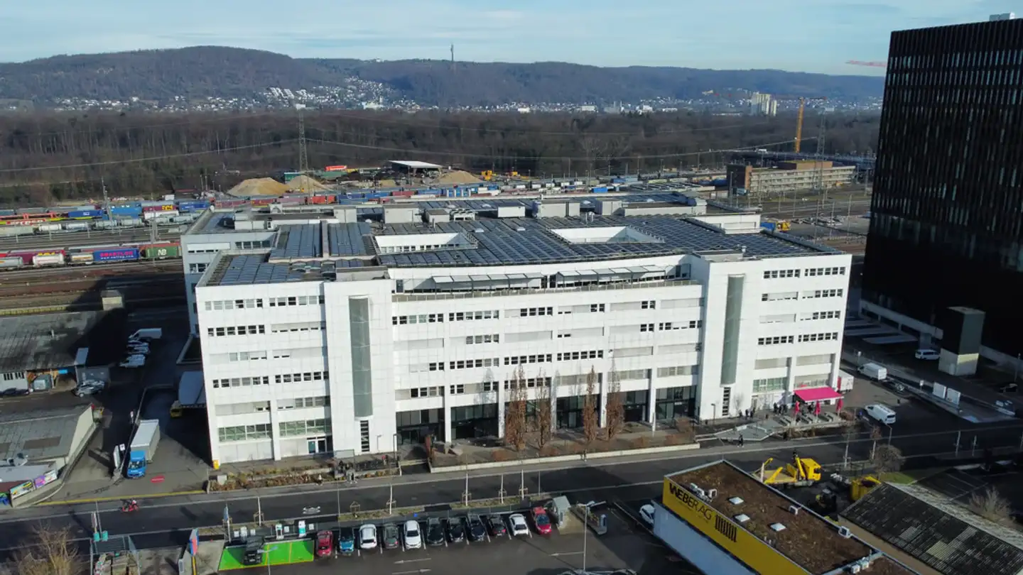Commercial for rent - Hofackerstrasse 40, 4132 Muttenz