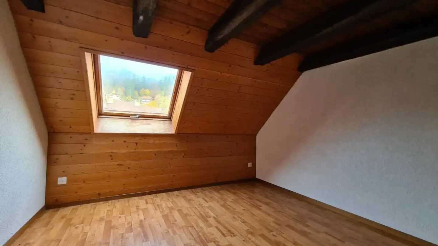 Attique à louer - Rue Daniel-Jeanrichard, 2400 Le Locle - Photo 3