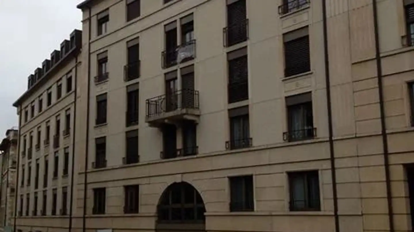 Outdoor parking space for rent - Rue Du Fort-Barreau 15, 1201 Genève