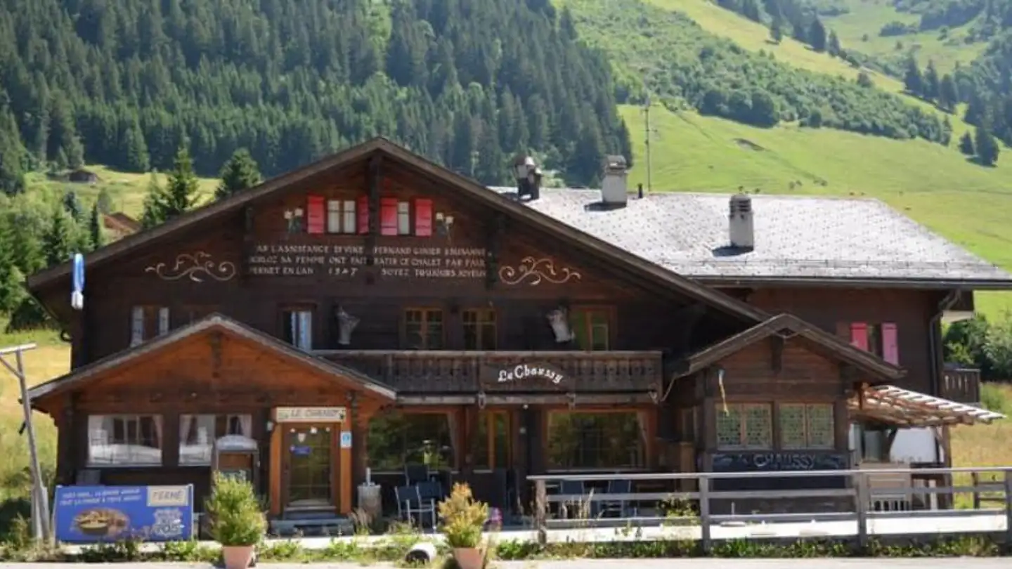 Hotel for sale - 1862 Les Mosses