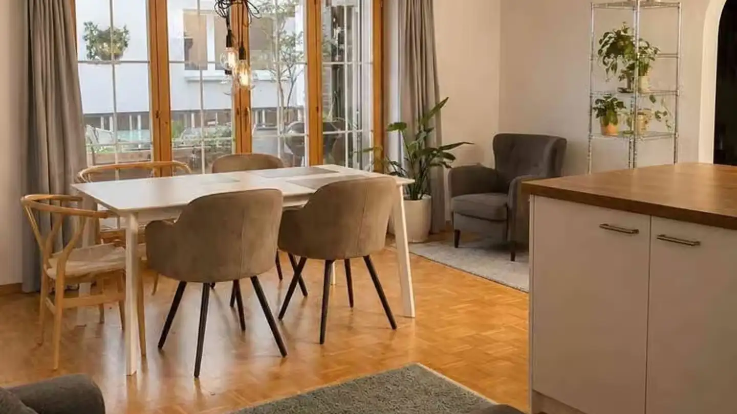 Wohnung mieten - Plokweg 2, 7307 Jenins
