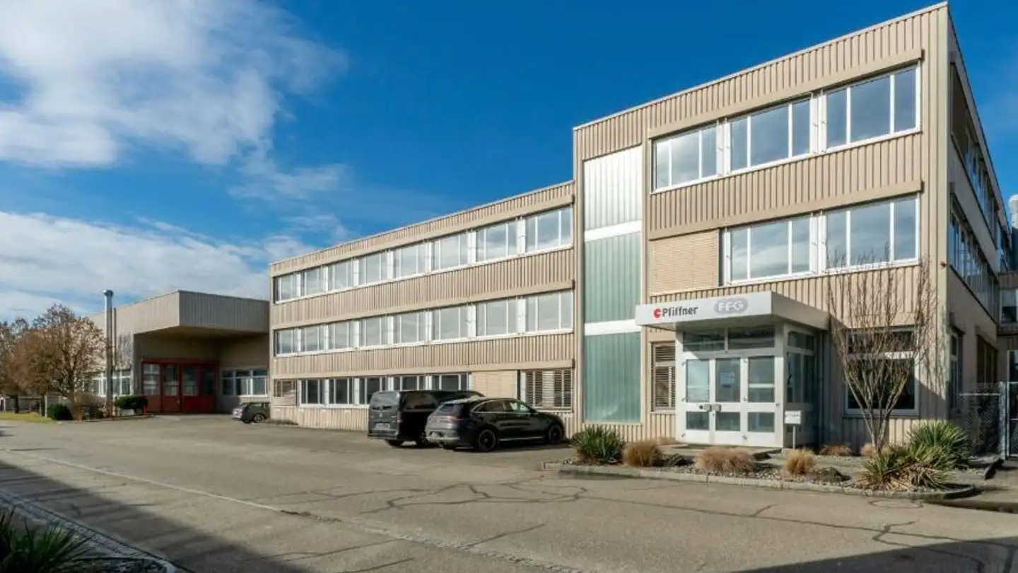 Mischgenutztes Gebäude kaufen - Sonnmattstrasse 25, 3427 Utzenstorf - Foto 2