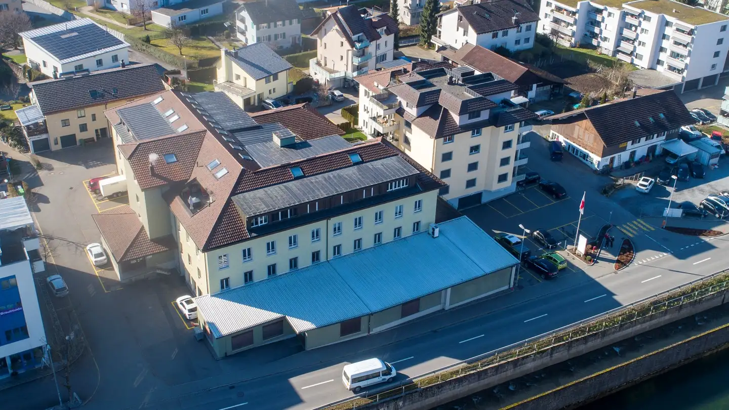 Edificio ad uso misto in affitto - 8854 Siebnen