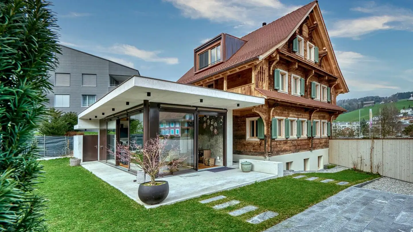 Einfamilienhaus kaufen - 6043 Adligenswil