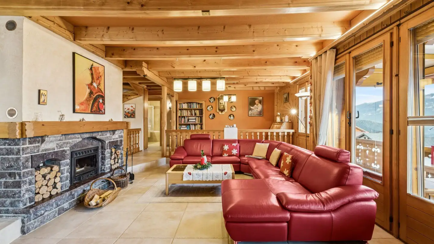 Chalet for sale - 1976 Erde - Photo 2