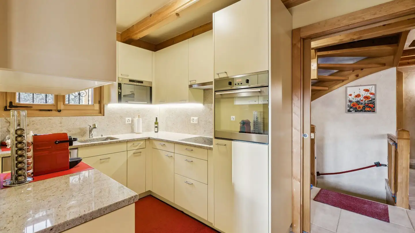 Chalet for sale - 1976 Erde - Photo 3