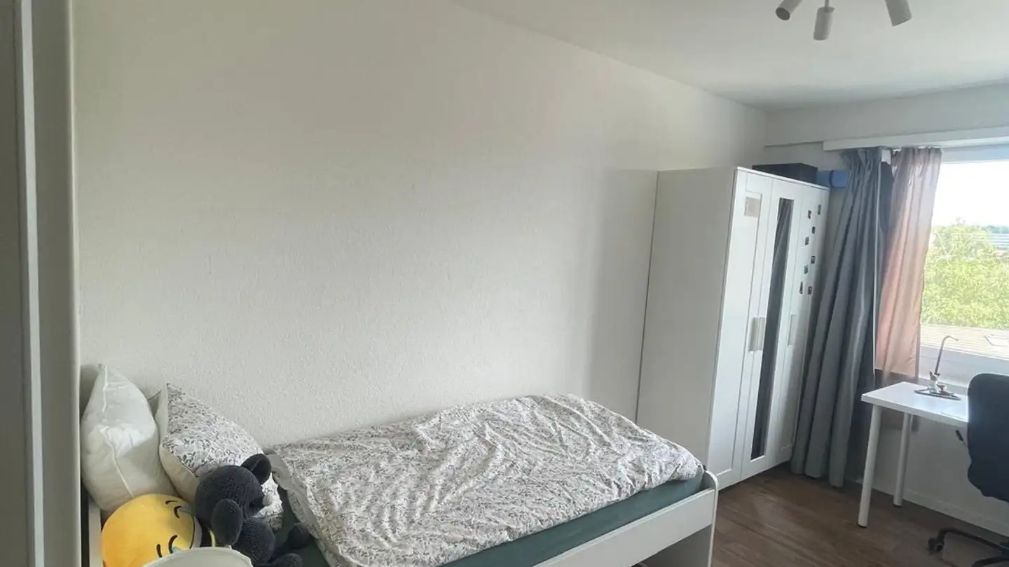 Single room for rent - Neugutstrasse 13, 8152 Glattbrugg