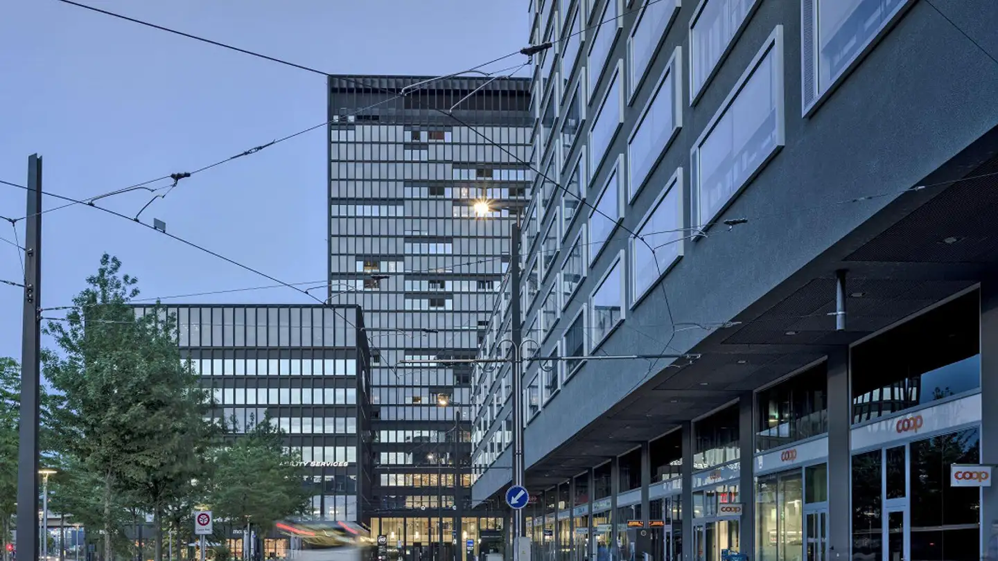 Underground parking space for rent - Vulkanplatz 5, 8048 Zürich