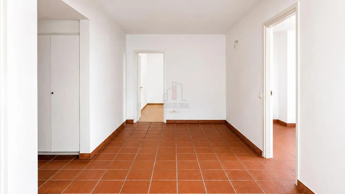 Wohnung mieten - Via Cantonale, 6574 Vira (Gambarogno) - Foto 3