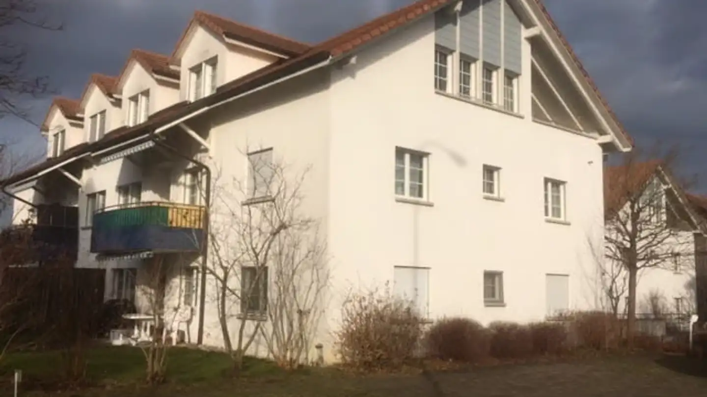 Dachgeschosswohnung mieten - Billwilerstrasse 8, 9527 Niederhelfenschwil