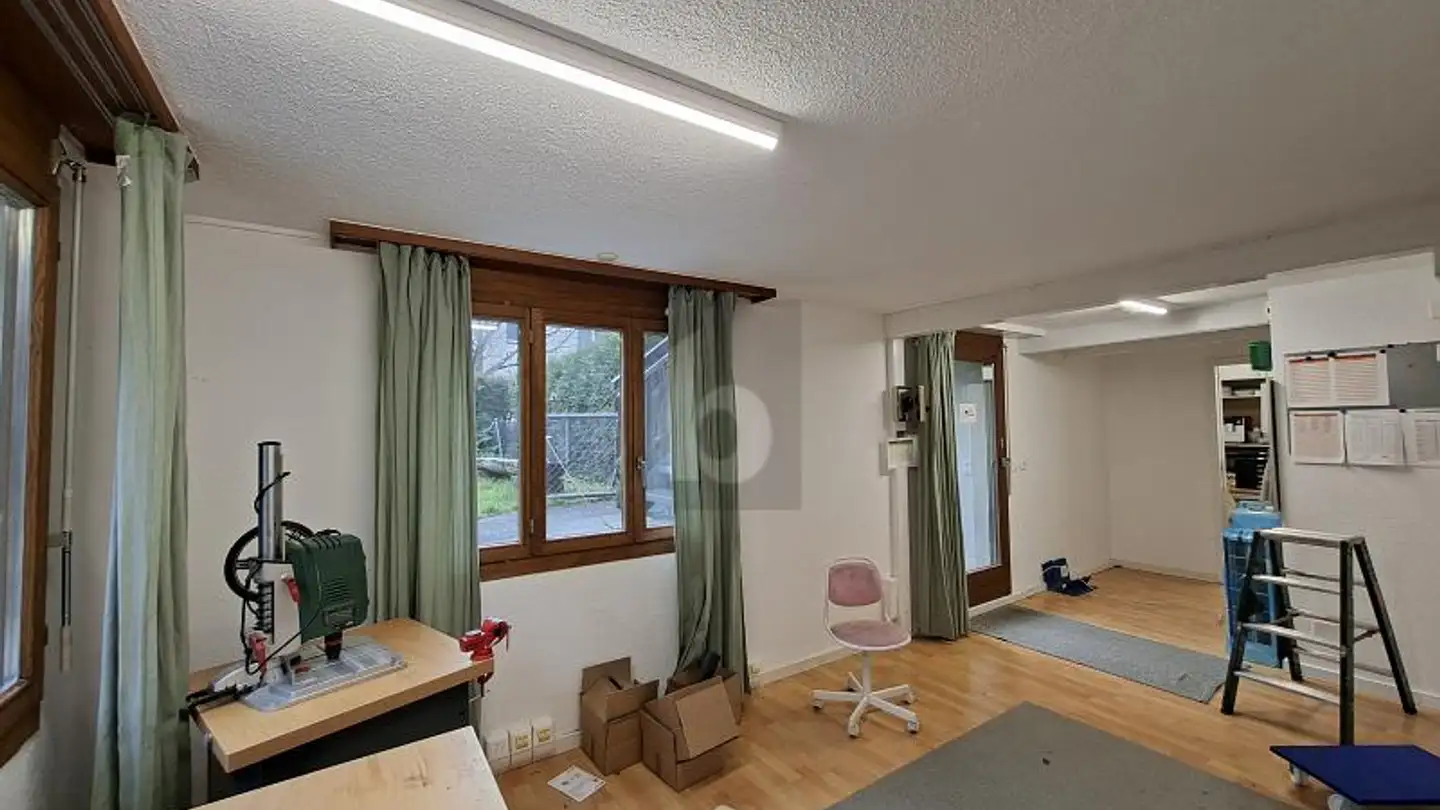 Office space for rent - 6415 Arth - Photo 2