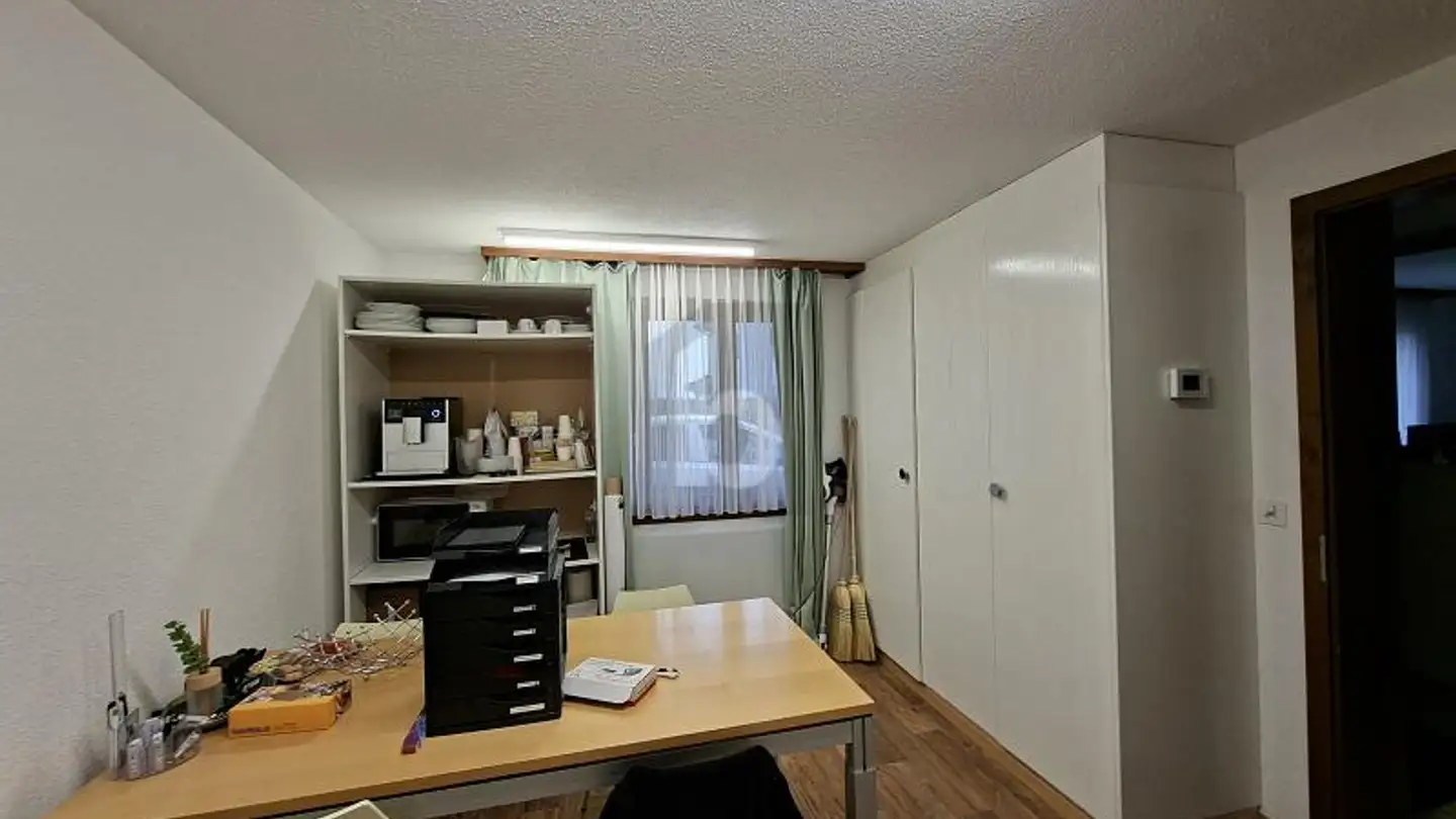 Office space for rent - 6415 Arth - Photo 3
