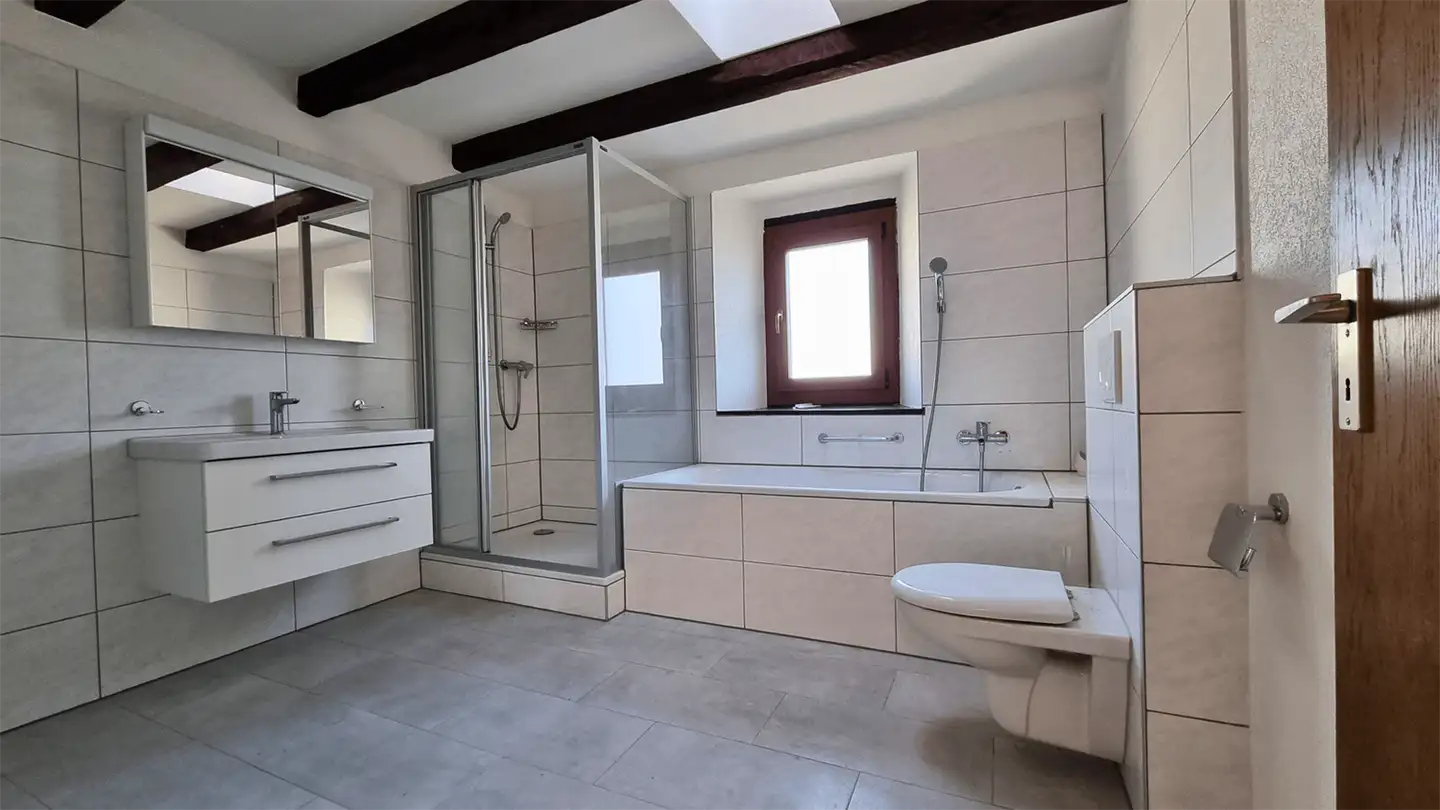 Edificio ad uso misto in vendita - Route De Bâle 78, 2800 Delémont - Photo 2