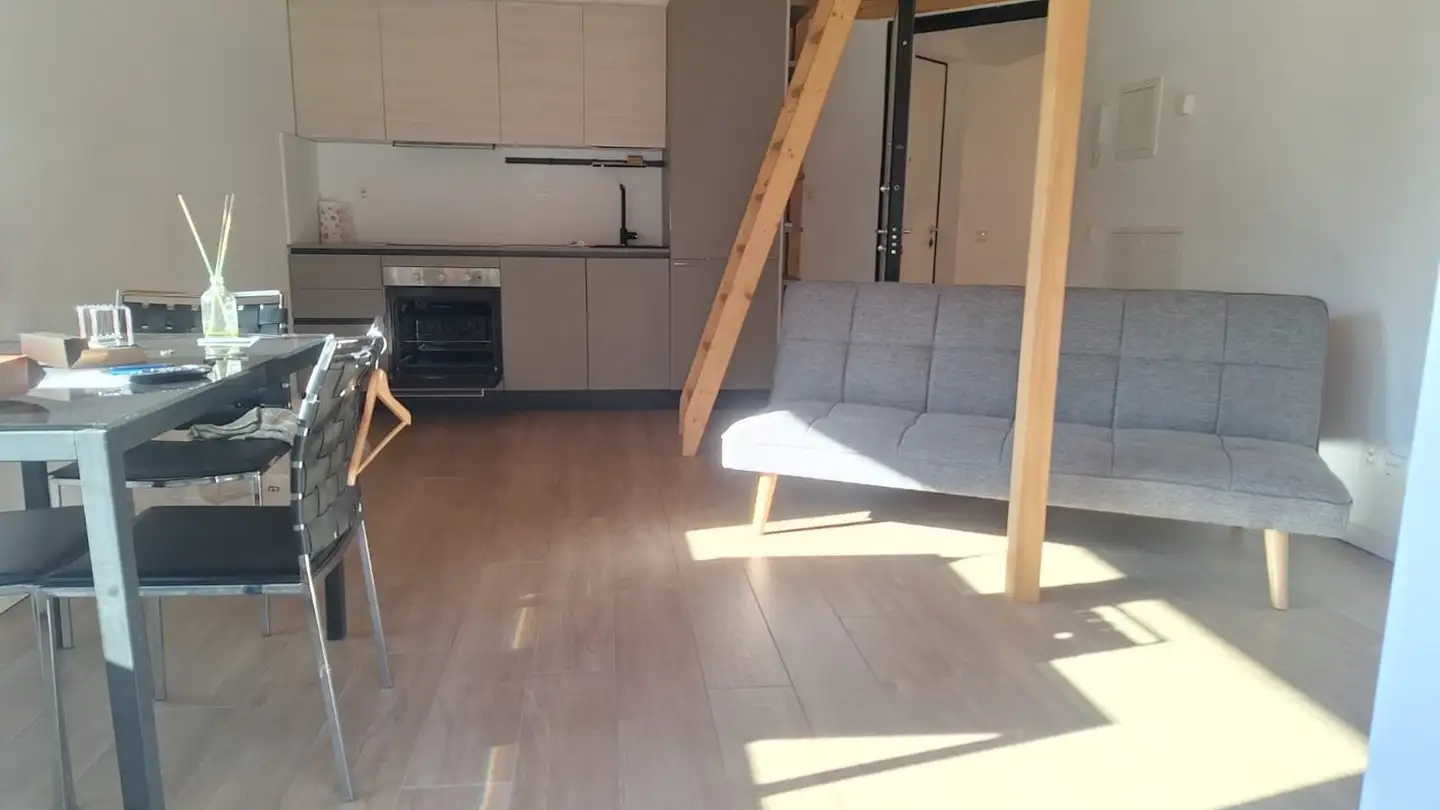 Appartement à louer - Via Sottomontagna, 6512 Giubiasco