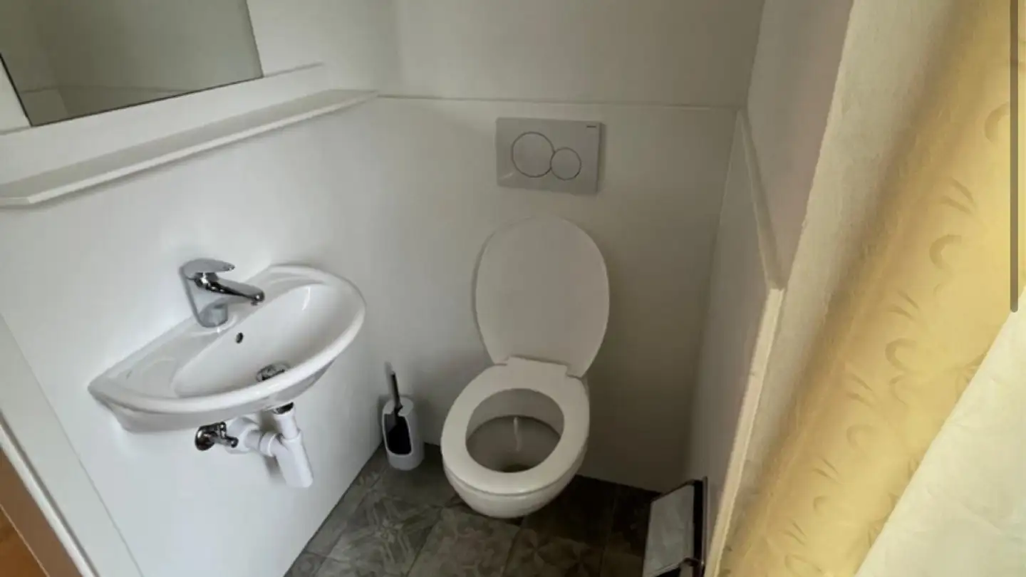 Single room for rent - 8754 Netstal - Photo 3