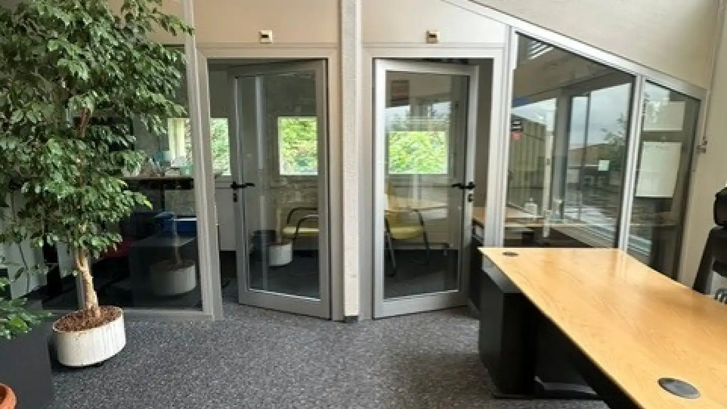 Office space for rent - Route Industrielle 2, 1806 St-Légier-La Chiésaz - Photo 2