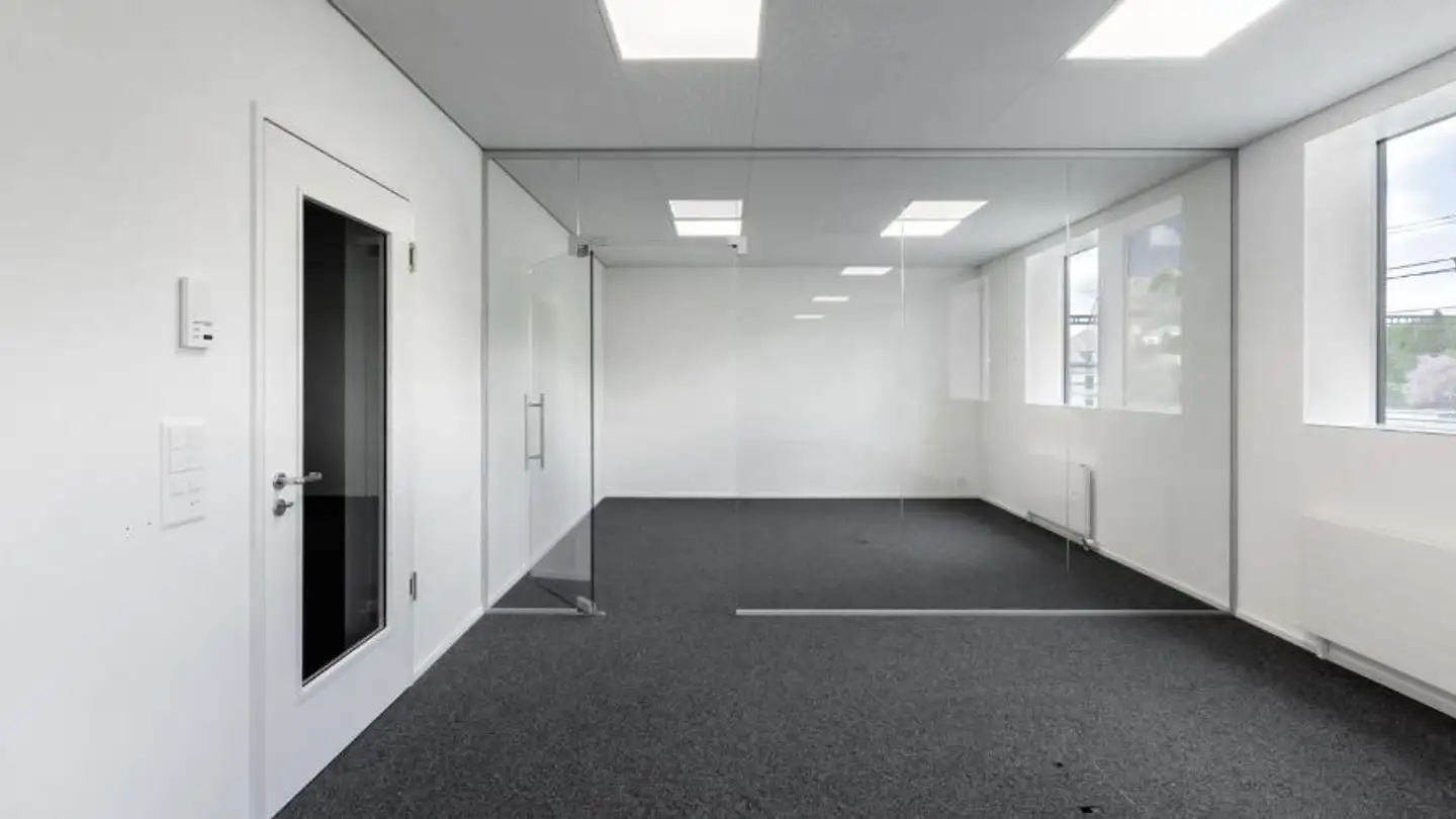 Bürofläche mieten - Bahnhofstrasse 44, 4950 Huttwil - Foto 4