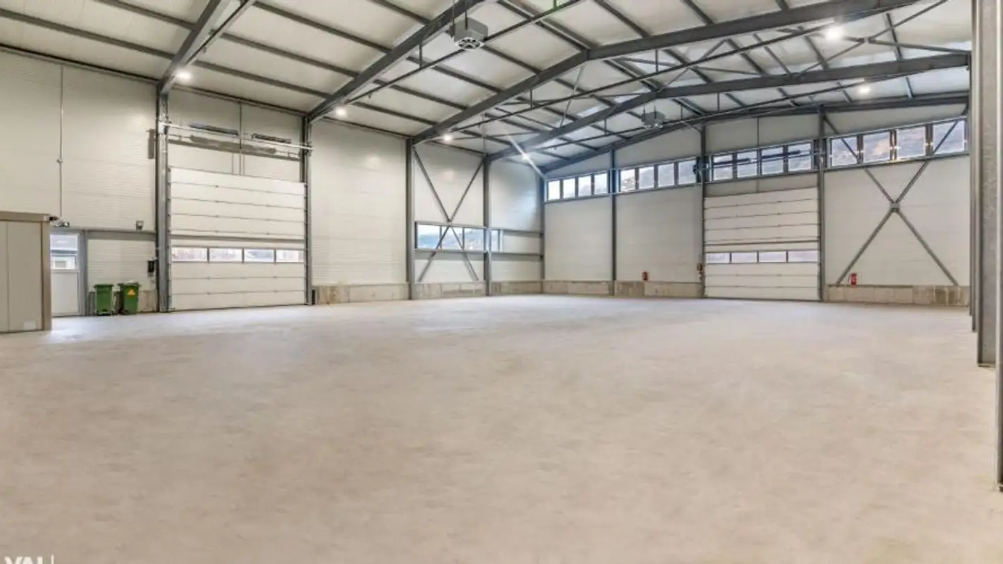 Industrial property for rent - Feldstrasse 38, 3930 Visp