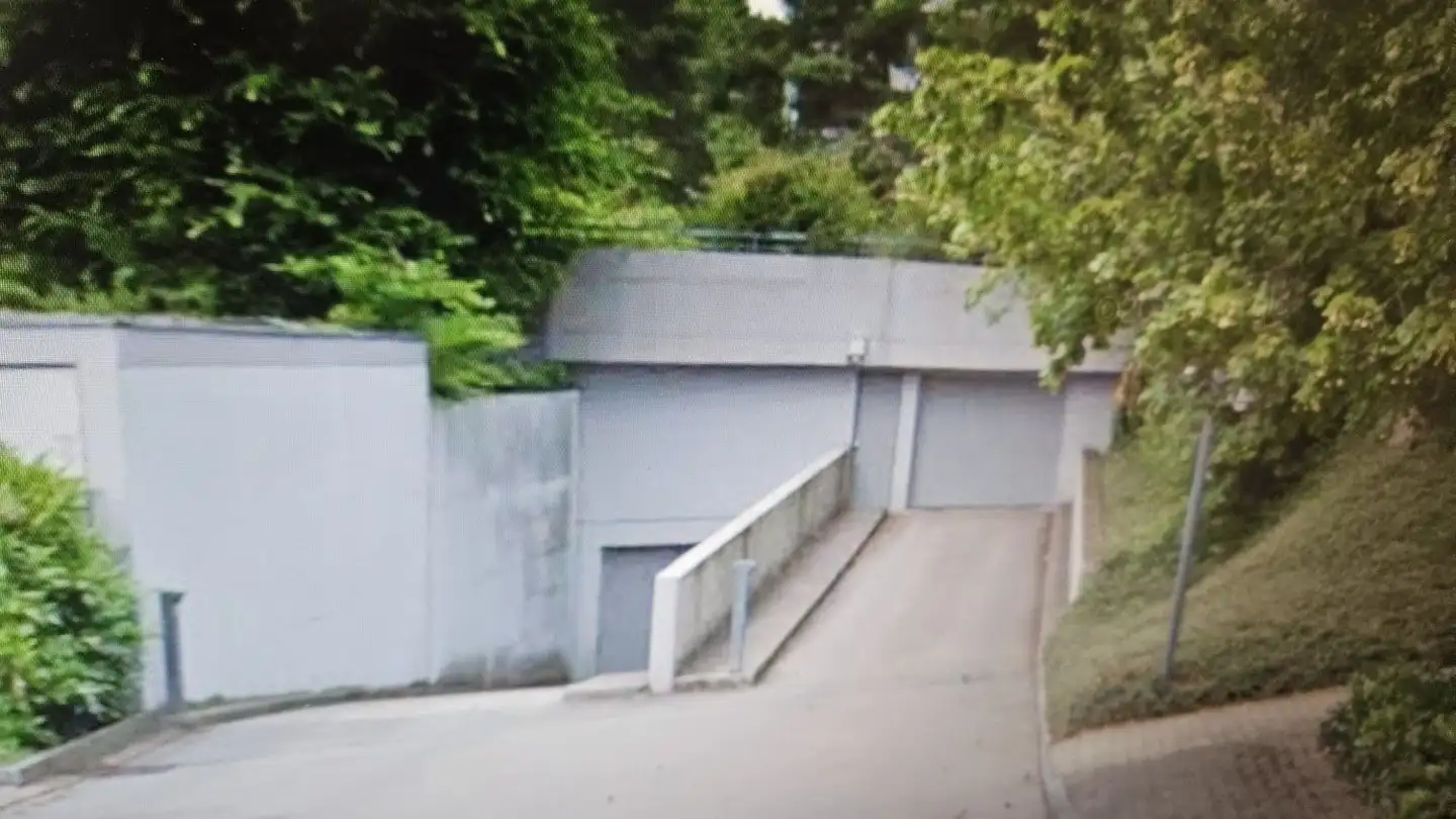 Garage individuel à louer - Im Lindenhof 2, 8307 Effretikon