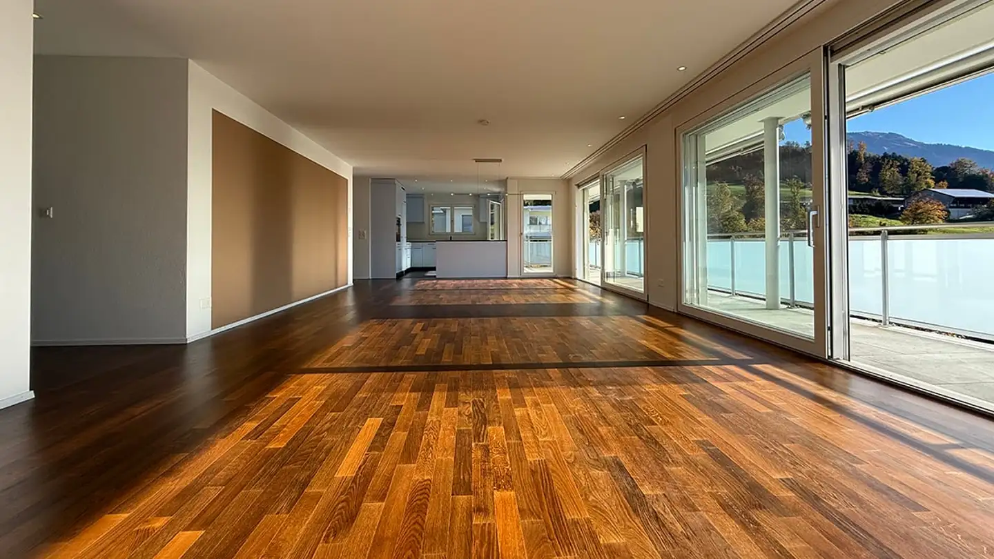 Stepped apartment for rent - 6353 Weggis - Photo 2