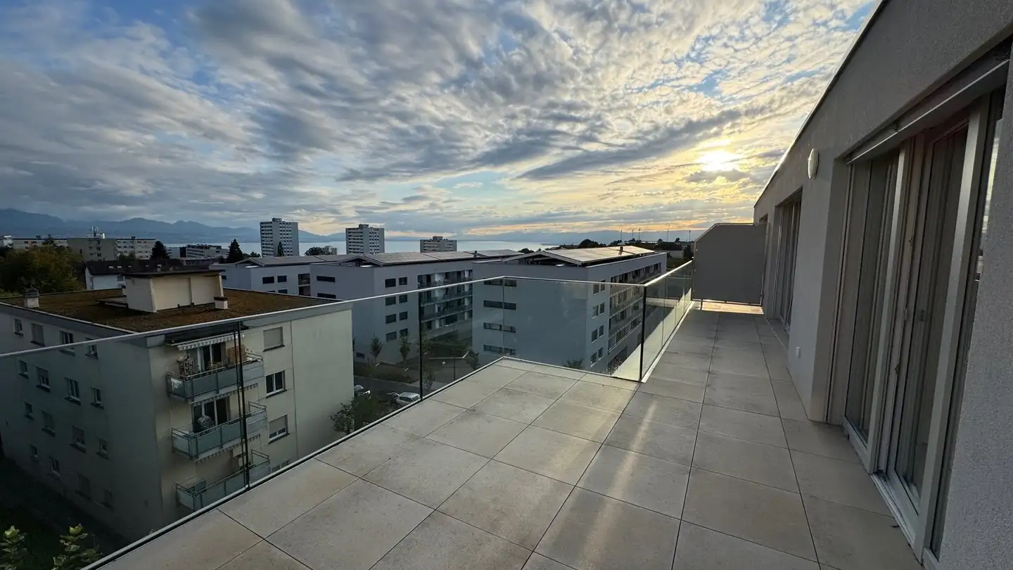 Apartment for rent - Route Du Pavement 48, 1018 Lausanne - Photo 2