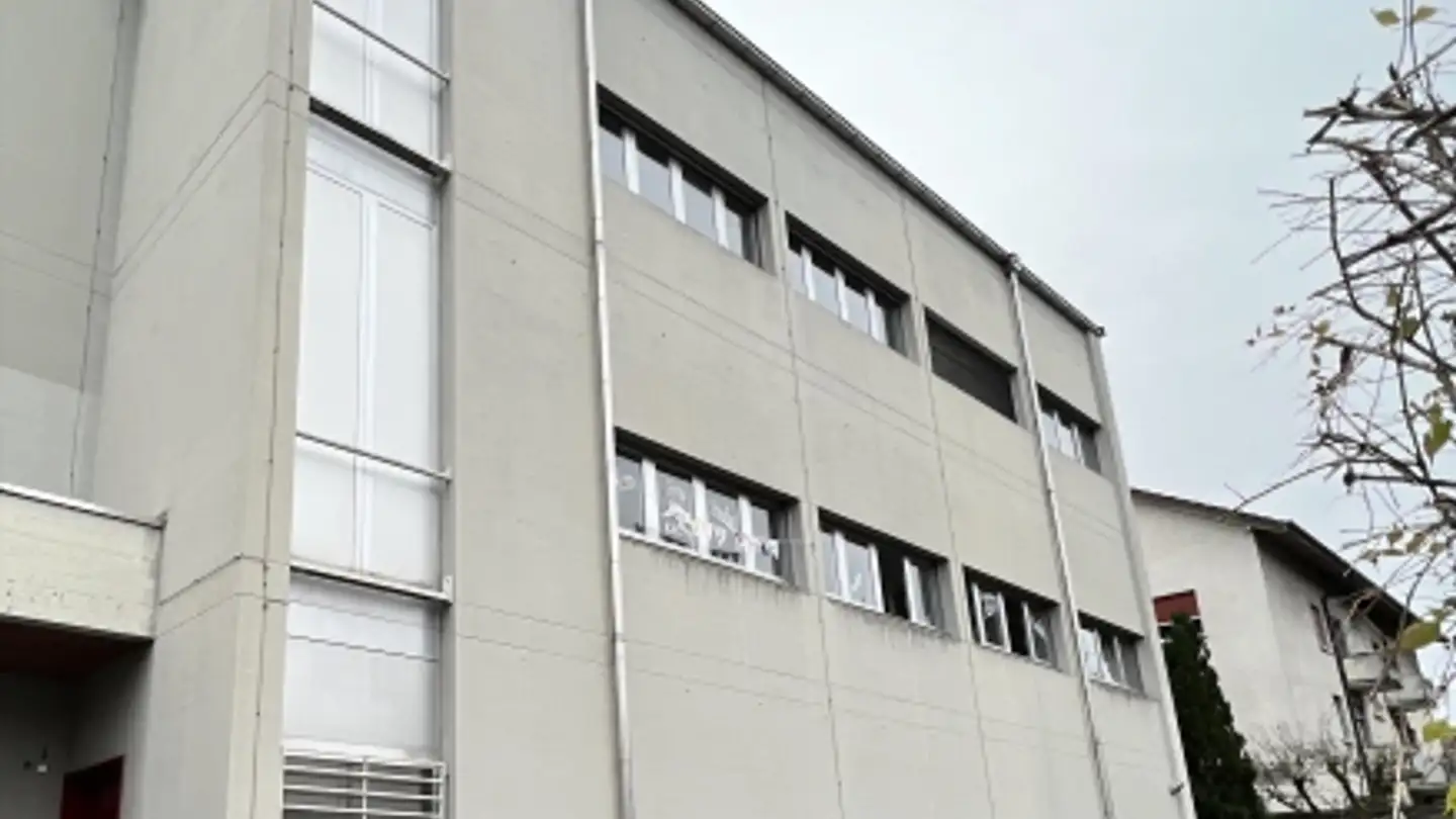 Mixed-use building for rent - Eystrasse 4a, 3422 Kirchberg BE