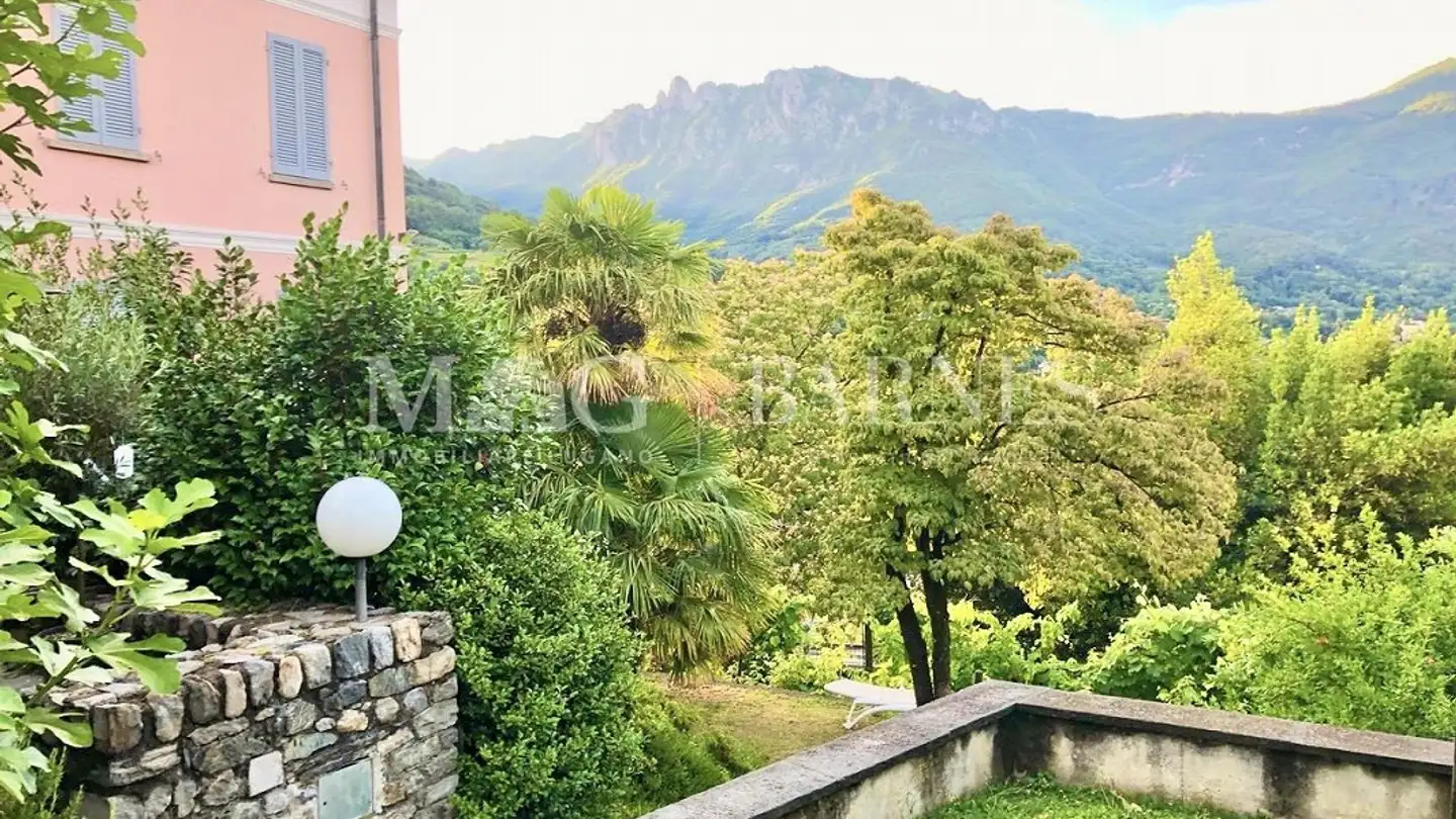 Constructible plot for sale - 6953 Lugaggia